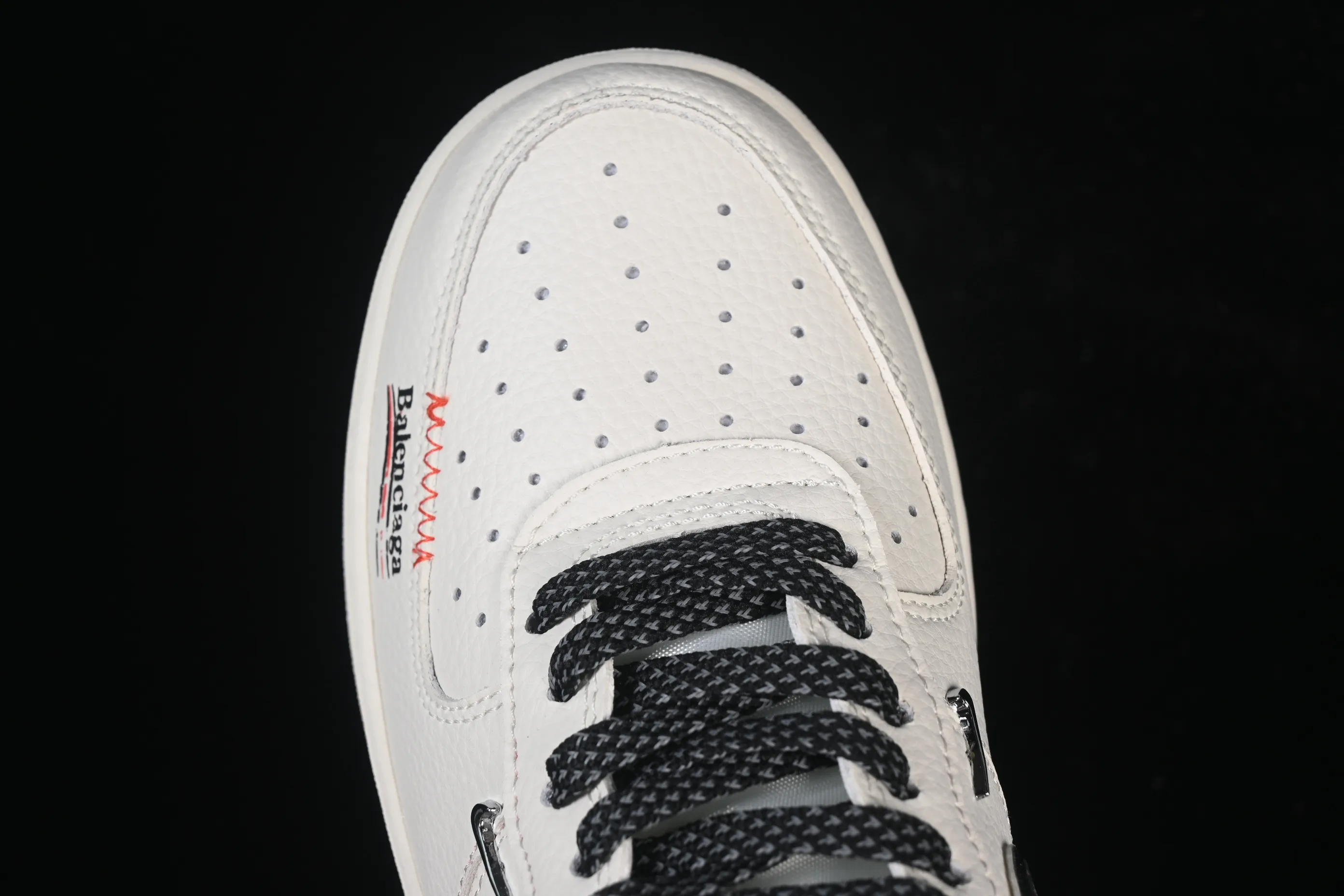 All categories Nk Air Force 1 Air Force series Nk Air Force 1 Low Air Force low-top Nike Air Force 1'07 Low Balenciaga co-branded four silver hooks Air Force 1 low-top casual sneakers DD1928-309